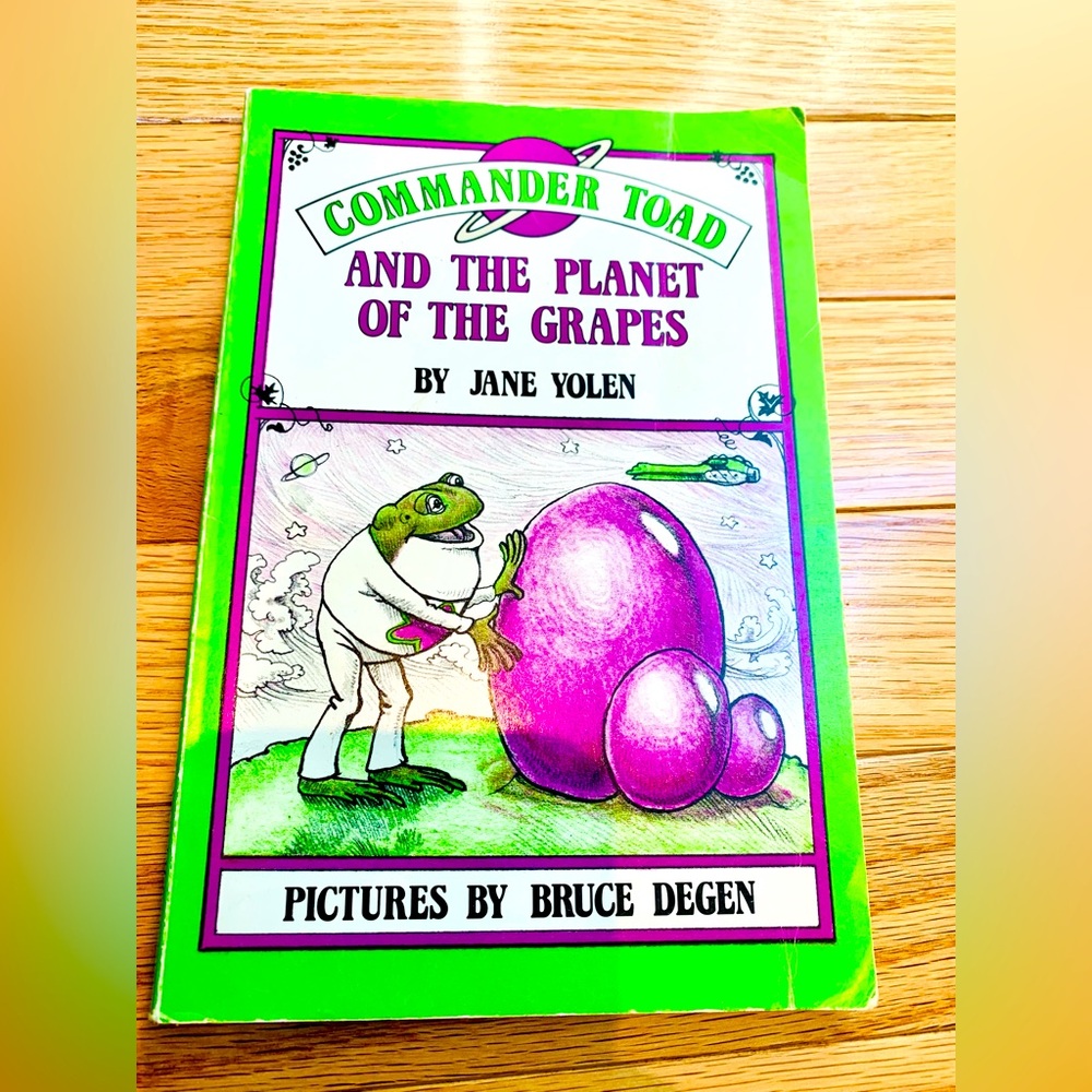 Commander Toad and the Planet of the Grapes Book